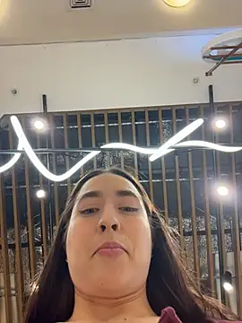 Holly_Play Live XXX-Chat