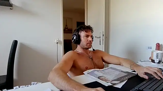 alpha-hunk Live XXX-chat