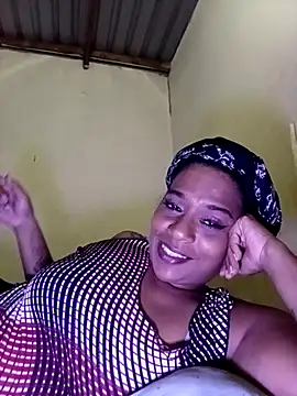 MiZzCreator – Naživo XXX chat