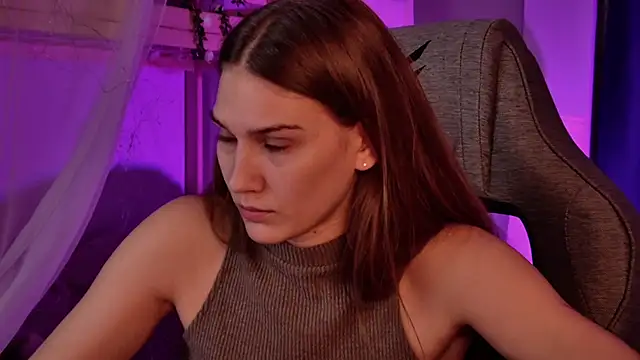 XXX chat uživo modela Sweet_Emilya