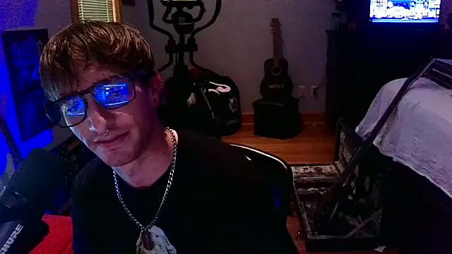 Pokazy przed kamerką – LEVIATHANX666