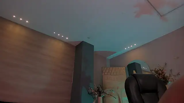 ErikaBenz_ Chat XXX in diretta