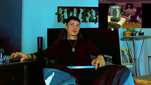 HannibalLester Adlı Modelin Canlı XXX Sohbeti