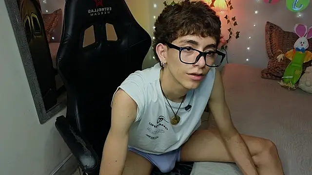 Matty_Sparkkn Live XXX chat