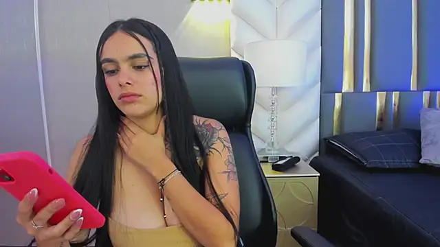 ChloeHarper_ – Live XXX-chat