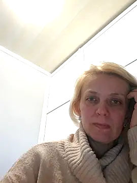 MiaLove183 webcam show