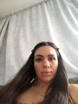 SiennaLuxexx 即時 XXX 聊天