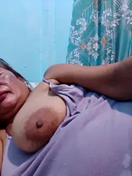 sexylizzy4u's Webcam Show