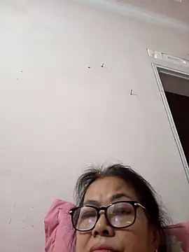 Hotestlove Chat XXX in diretta