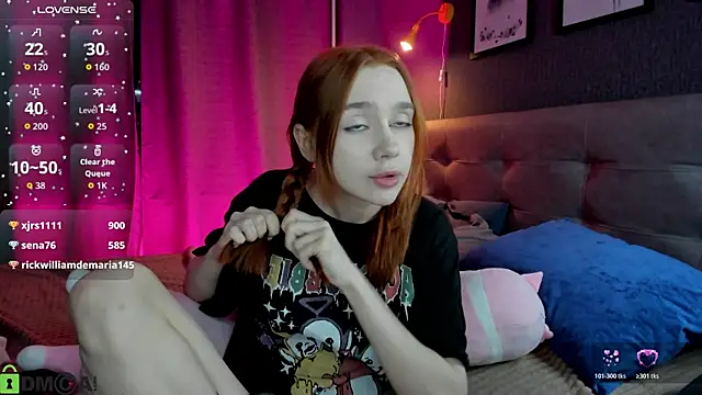 Lesi_Moonie01: онлайн-секс-чат