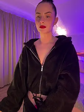 bigJuicyPussy Webcam show