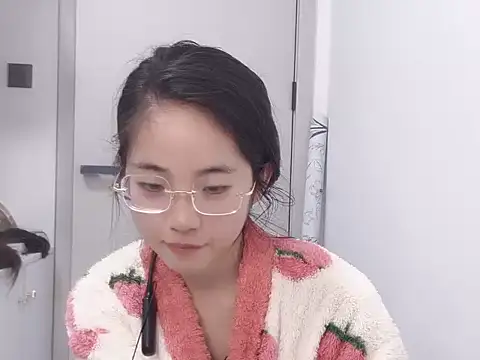 MIAOMIAO-666 在線直播表演