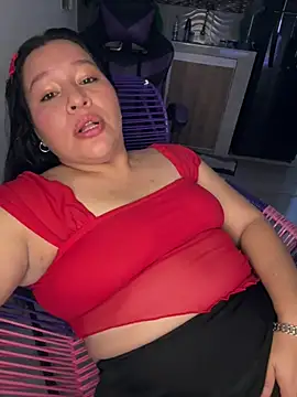 Lovelipsbig: онлайн-секс-чат