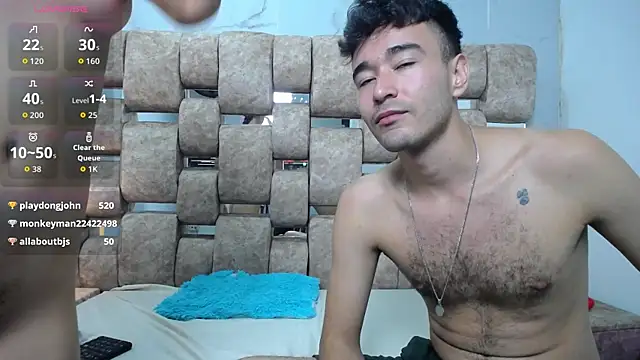 KathyAiden Show in webcam