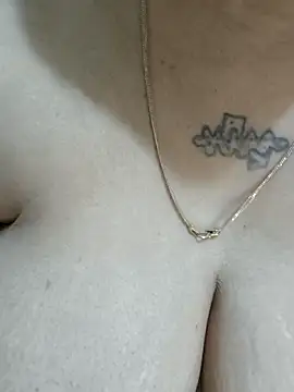 Neha8923 webcam show