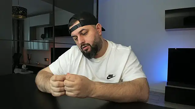 DravenPeak live XXX chat