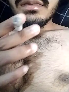 Hotyy_subhu webcam show