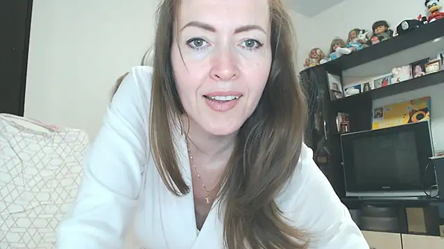 Czat XXX na żywo – NicoleEunice87