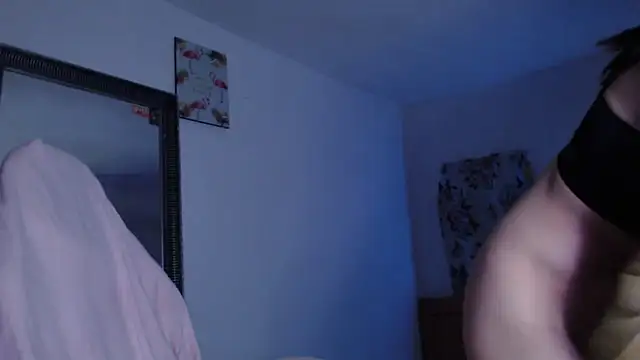 แชท XXX สดของ MissyDior8