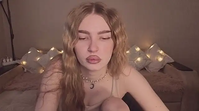 ViolettaLopez's Live XXX Chat