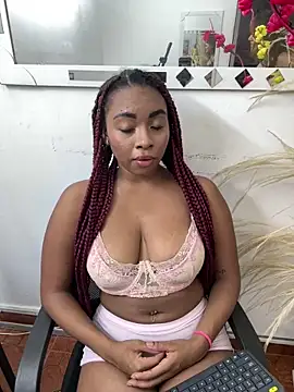 Czat XXX na żywo – Kloe_rousse01