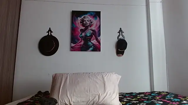 Czat XXX na żywo – Crystal_Star_