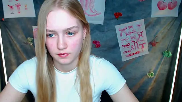 MademoiselleCl Chat XXX in diretta