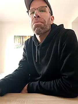 DaddyHarry_MatureStallion's Webcam Show