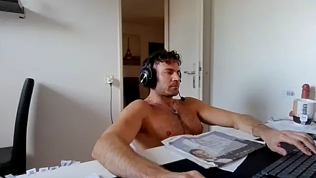 alpha-hunk Webcam-Show