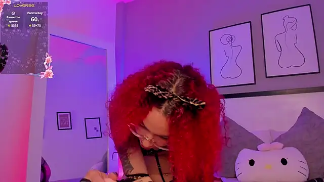 QueenRose___ Chat XXX in diretta