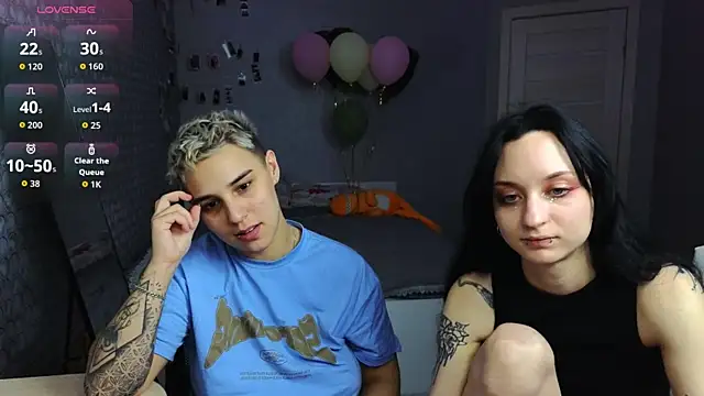 LuxuryLoverss' Webcam Show