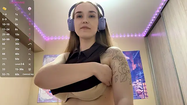 DenitaSpace élő XXX-chatje