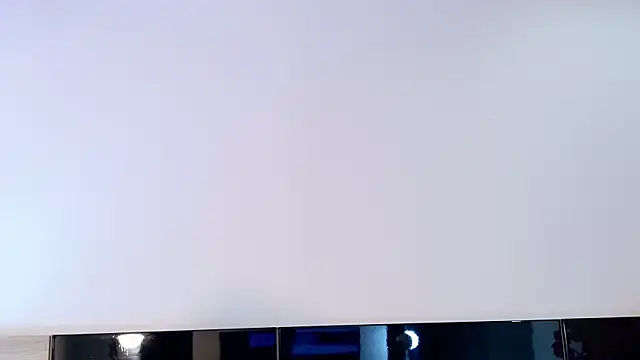 LindaBenetti élő XXX-chatje