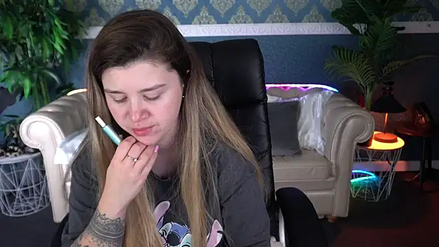 AmellyMilly Chat XXX in diretta