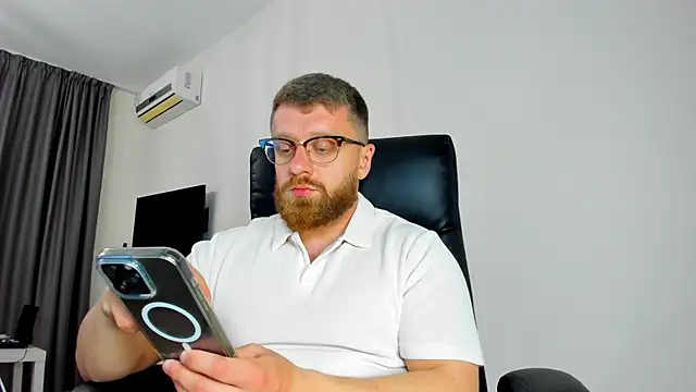 عرض كام Findom_guy