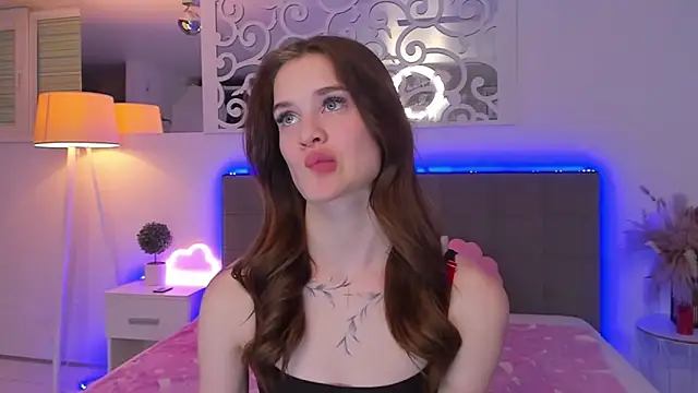 Czat XXX na żywo – LuisaClover