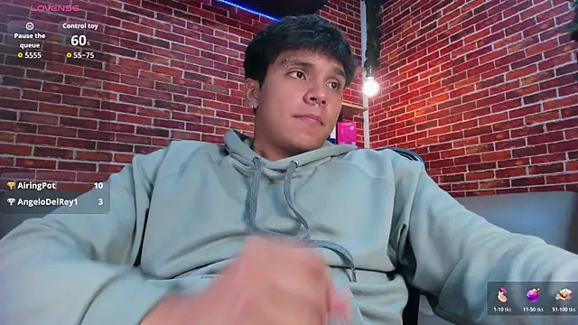 Thiago_Kozak Adlı Modelin Web Kamerası Şovu