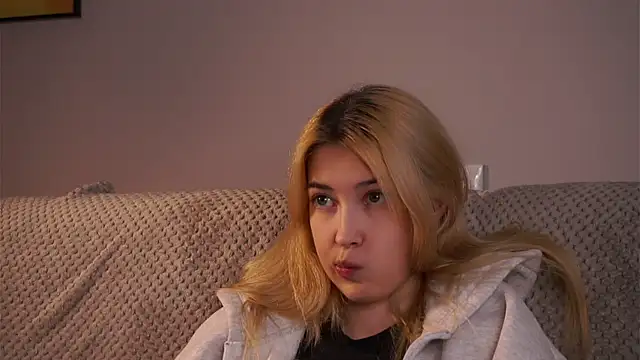 دردشة AngelicRice الجنسية المباشرة