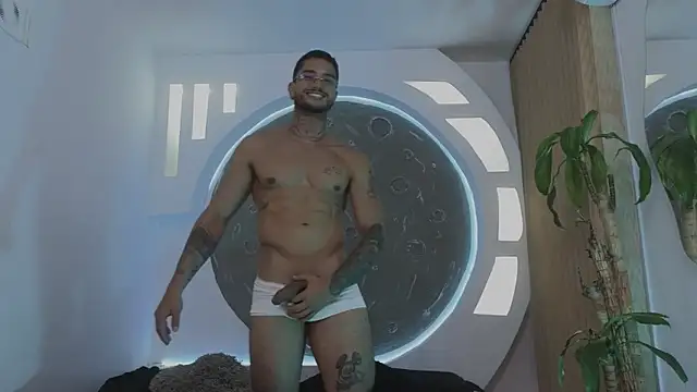 Alanrodgers Live XXX-Chat