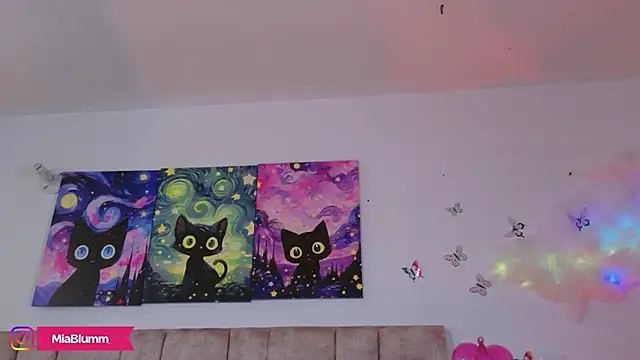 Chat XXX ao vivo de MiiaBlumm_