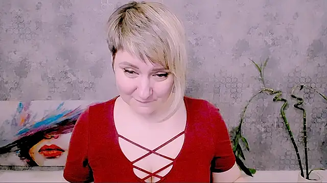 Djullia 라이브 XXX 채팅