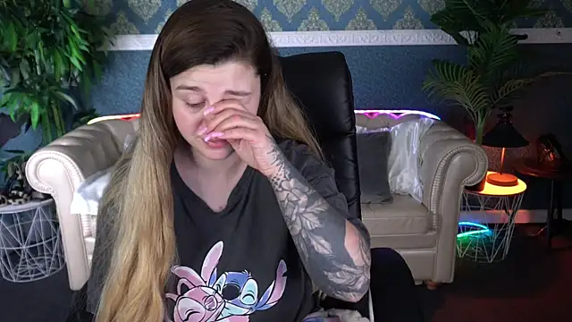 Chat XXX ao vivo de AmellyMilly