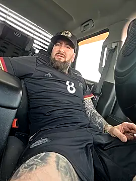 Beardedtattood Adlı Modelin Web Kamerası Şovu