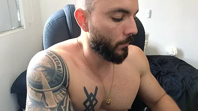 Show modela Isaac_Carter na web-kameri