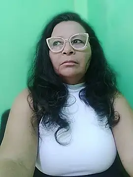 Amarantha25 Adlı Modelin Canlı XXX Sohbeti