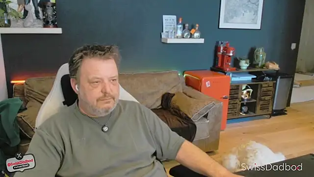 SwissDadbod Show in webcam