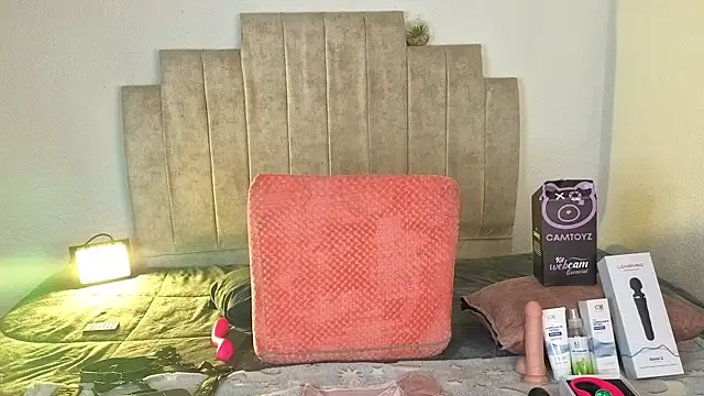 Chatroom XXX en direct de Petite_pepper