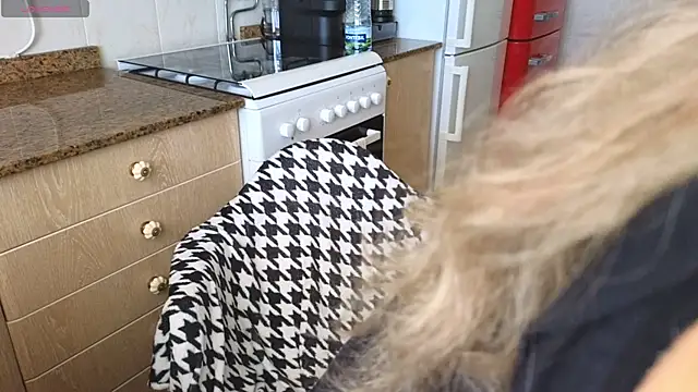 Lunamix's Live XXX Chat