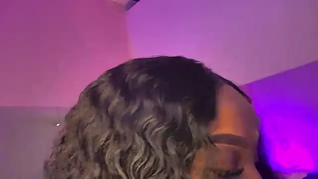 FiorelaLenin's Live XXX Chat