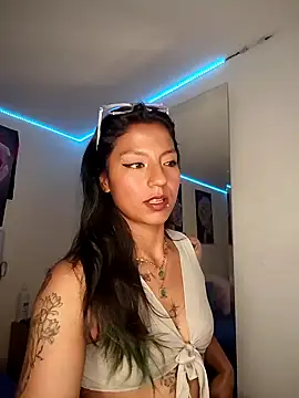 Chat XXX en directo de SamathaMay